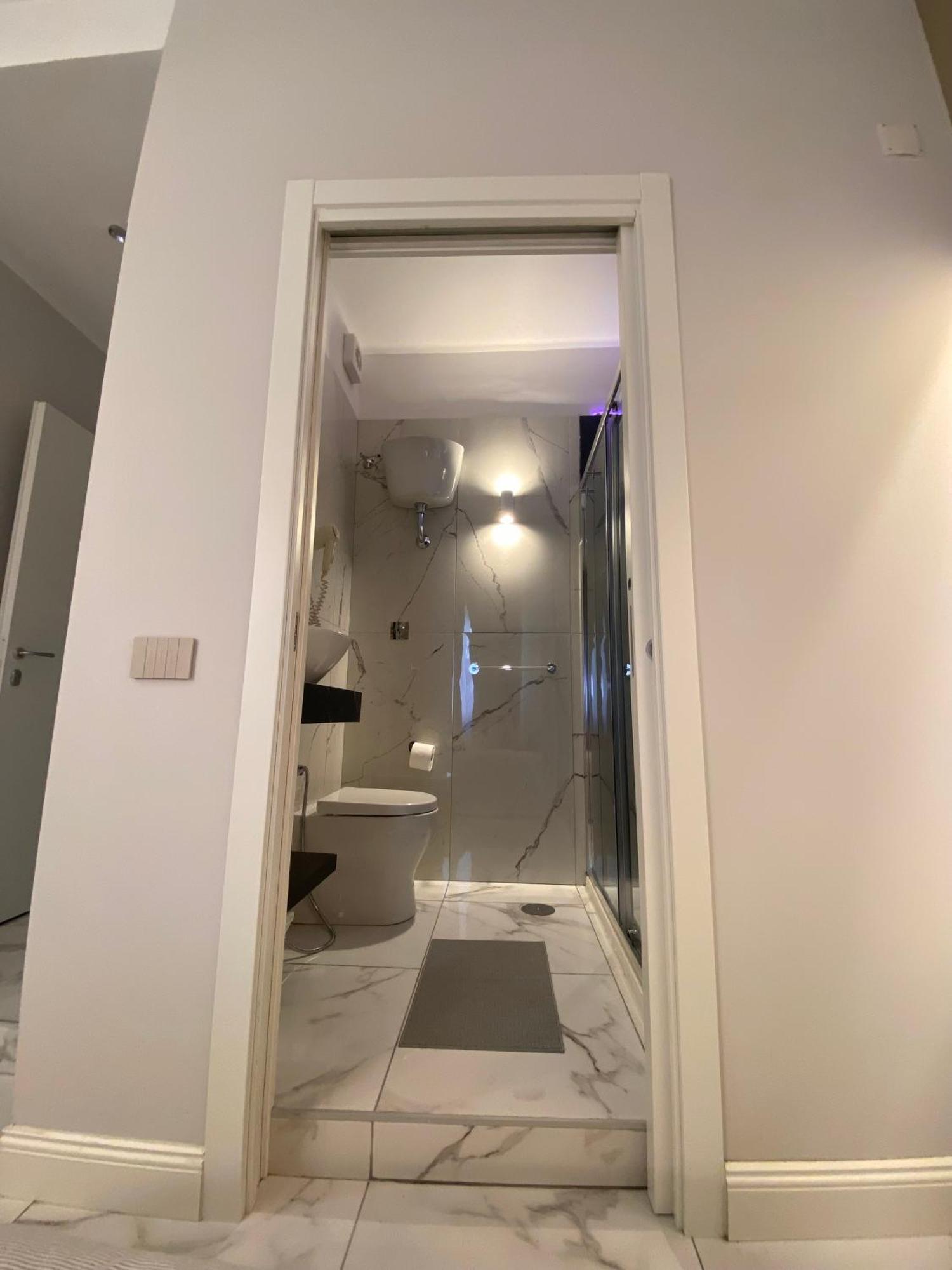 La Dimora Di Marti " Vicino Al Centro Storico Di Napoli" B&B 외부 사진