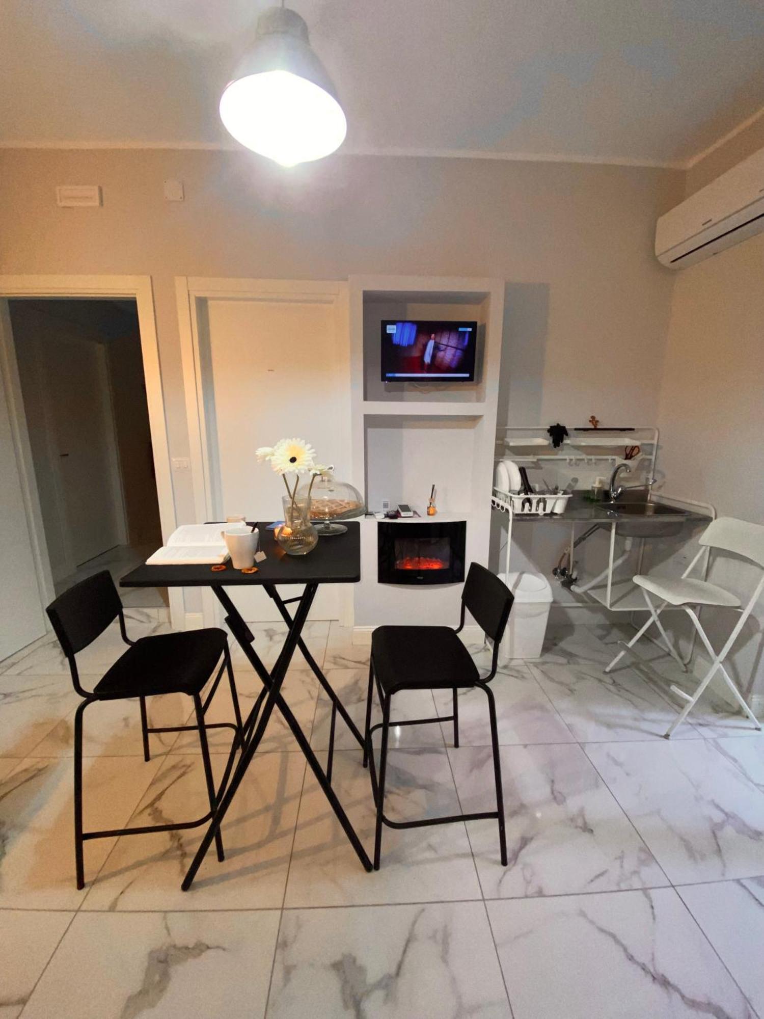 La Dimora Di Marti " Vicino Al Centro Storico Di Napoli" B&B 외부 사진